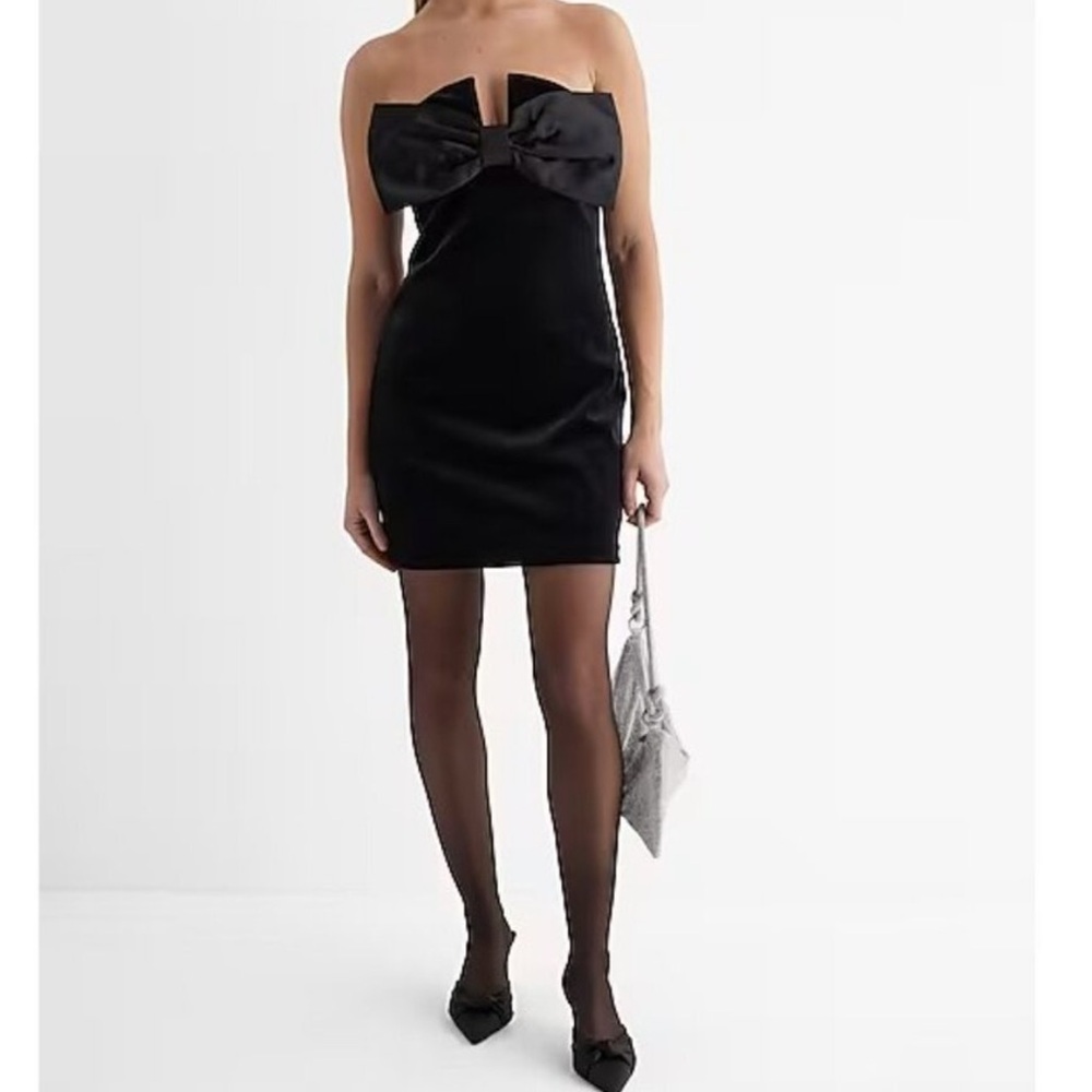 Express viral velvet black mini dress with satin bow detail - Picture 9 of 13